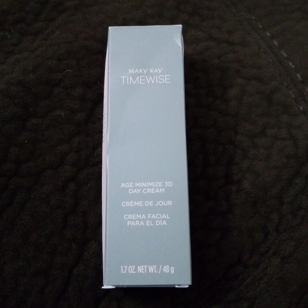 Age Minimize 3D Day Cream